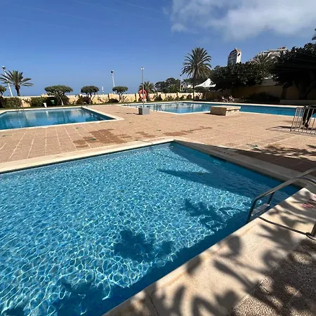 Lujoso 30m De La Playa A Estrenar Wifi Aire Piscina Apartment